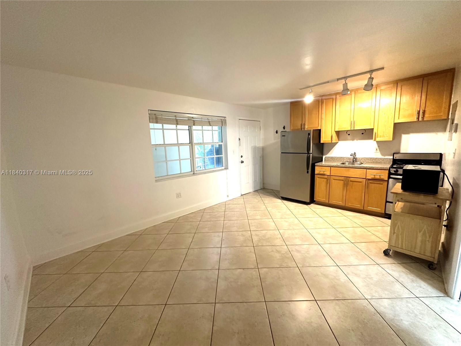 Property photo # 0