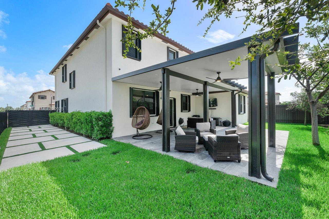 11886 SW 234th St, Homestead, Florida image 2