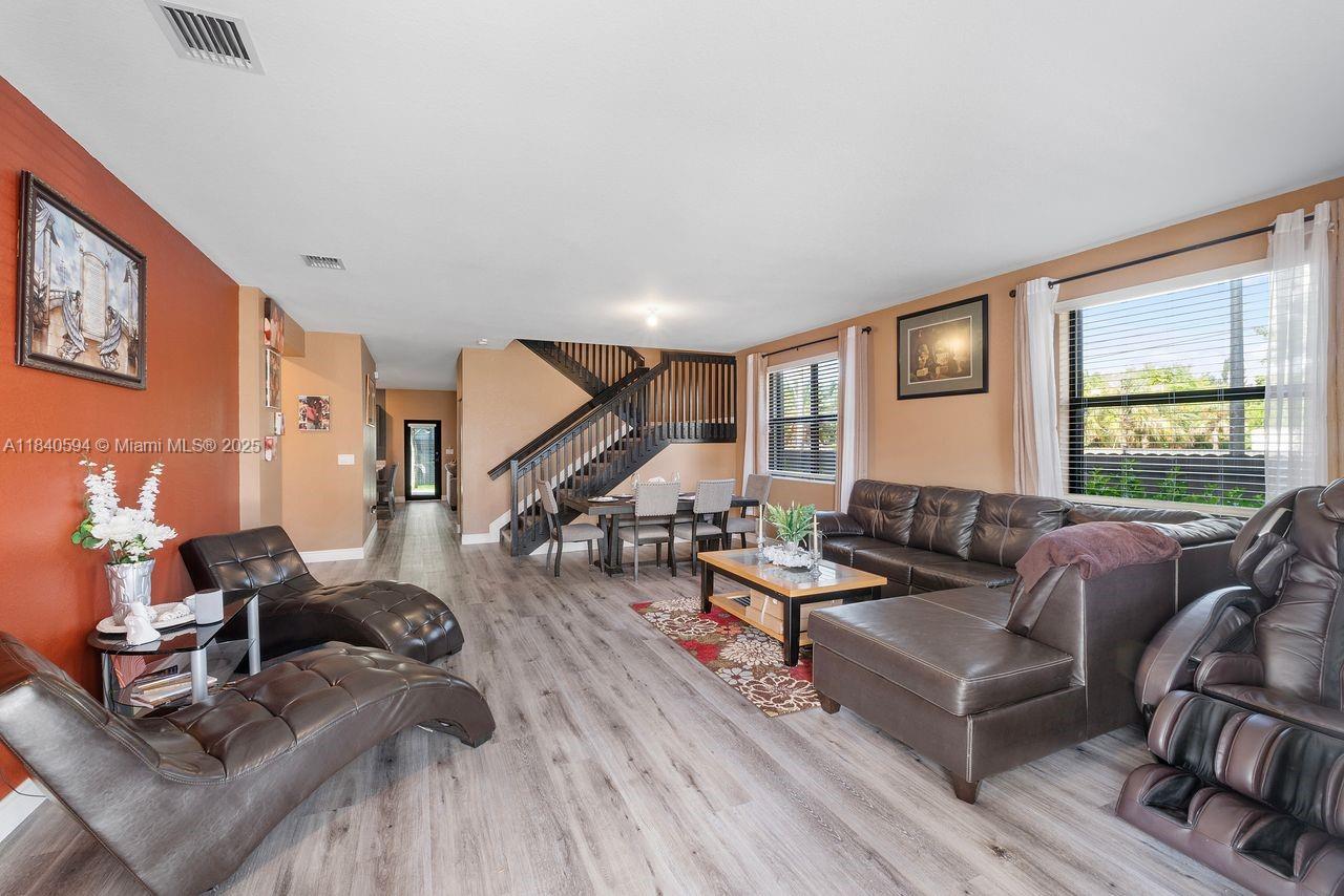 11886 SW 234th St, Homestead, Florida image 3