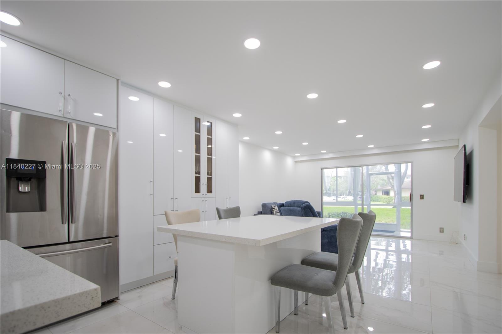 Property photo # 0