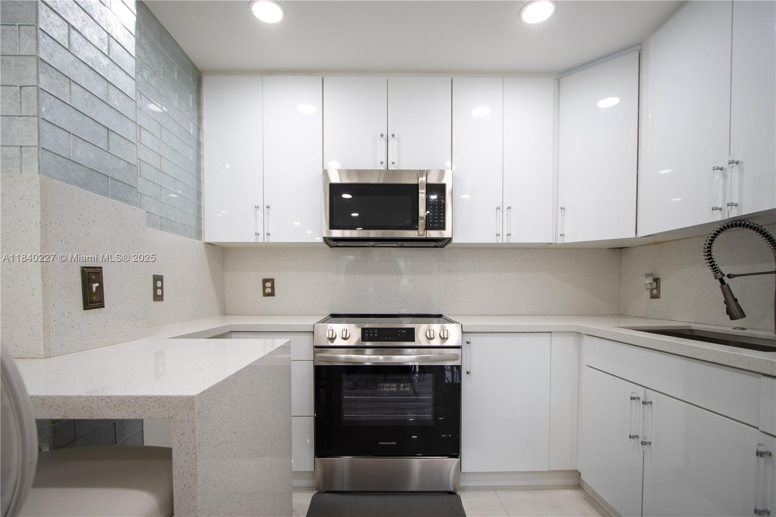 Property photo # 7