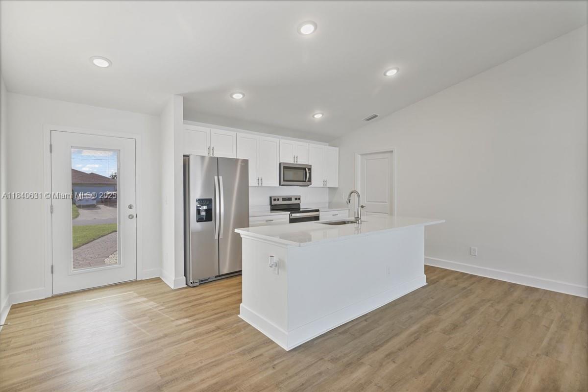 1326 Nw 10th Ave, Cape Coral, Florida image 3