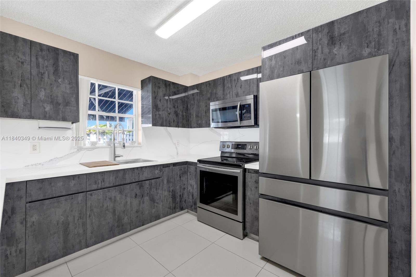 2050 NE 140th St #1, North Miami Beach, Florida image 11