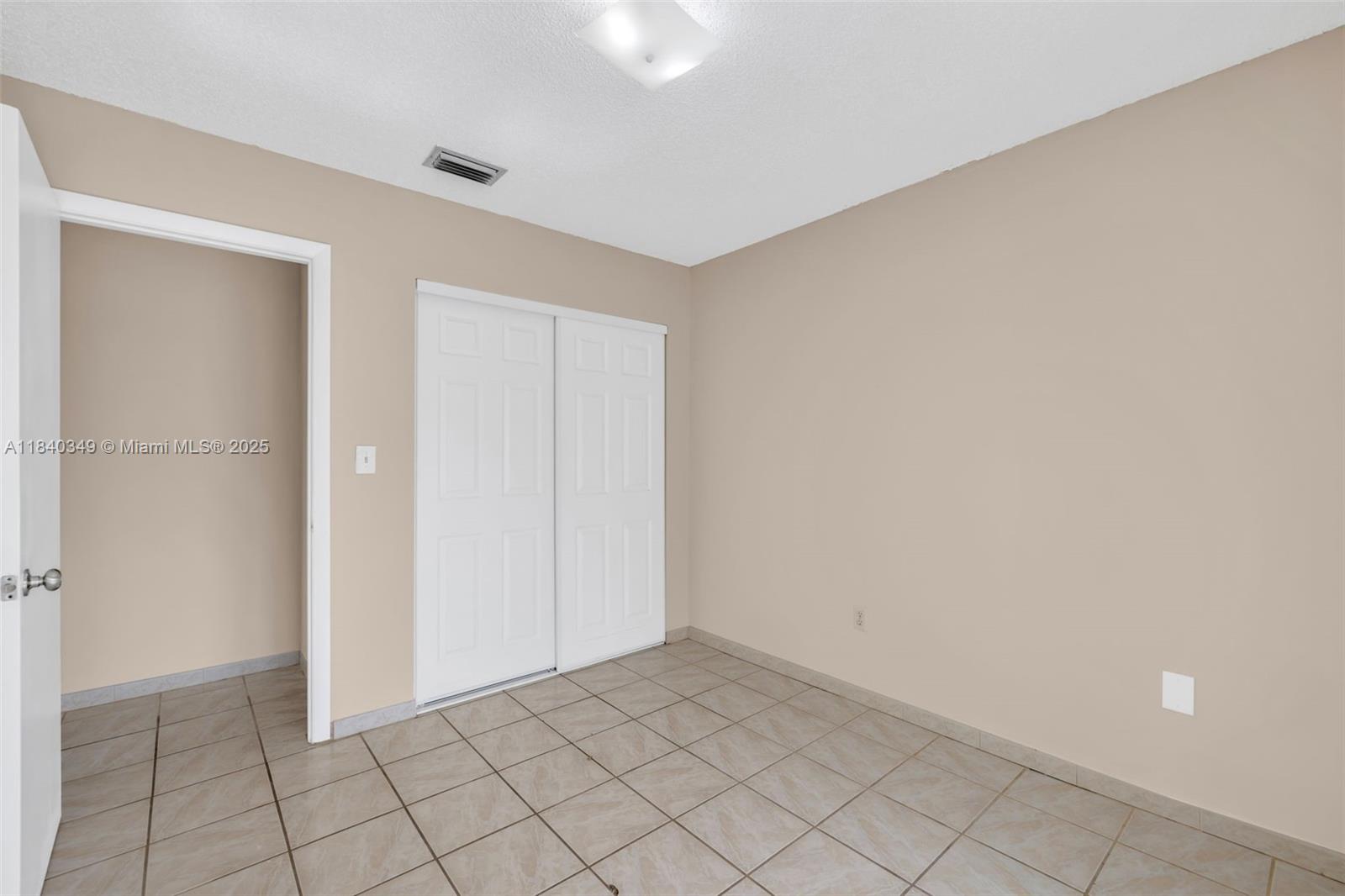 2050 NE 140th St #1, North Miami Beach, Florida image 12