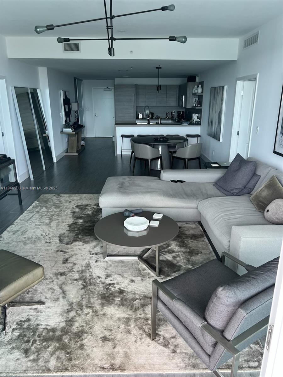 400 Sunny Isles Blvd #2007, Sunny Isles Beach, Florida image 6