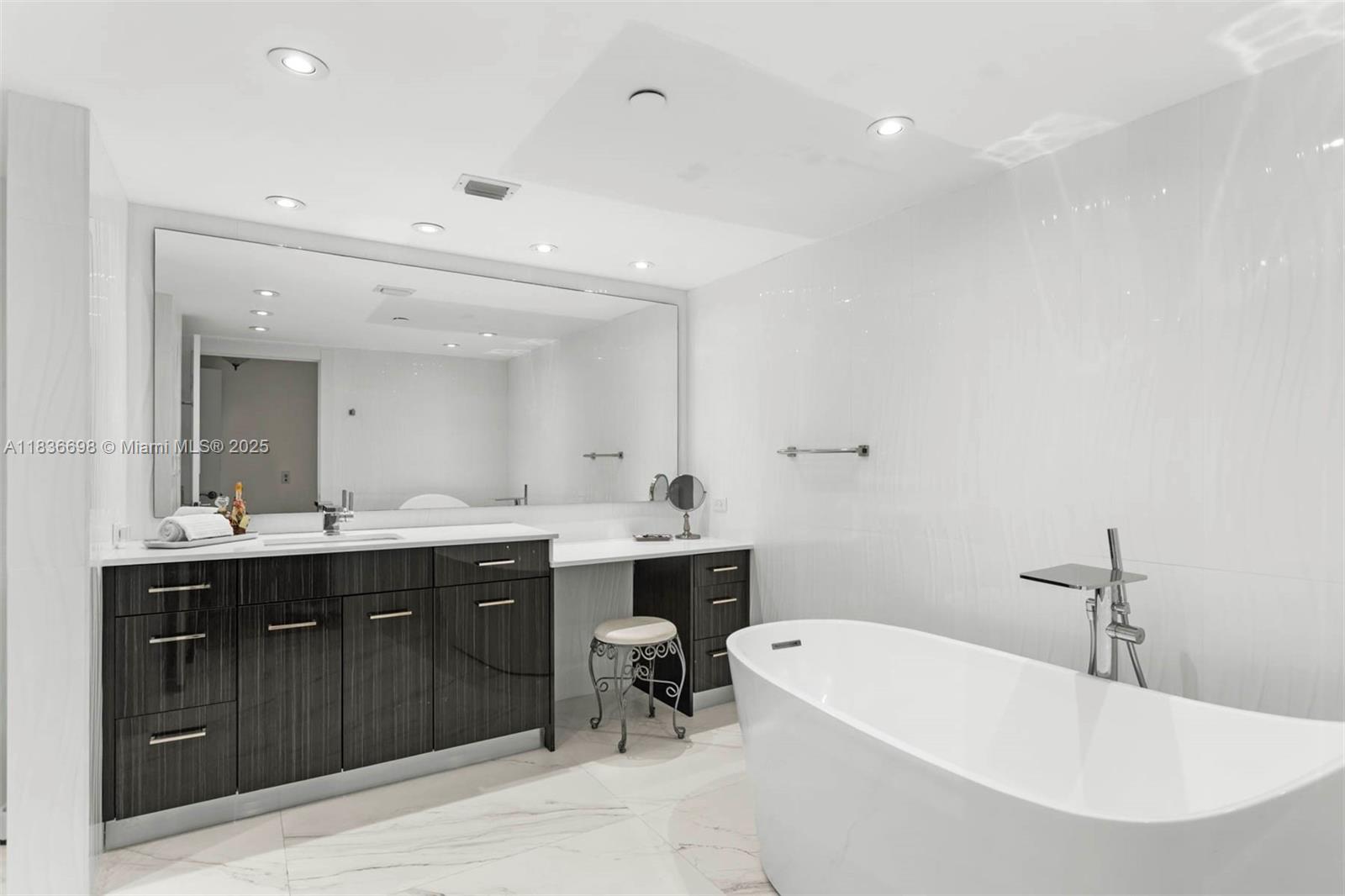 19707 Turnberry Way #15-E, Aventura, Florida image 20