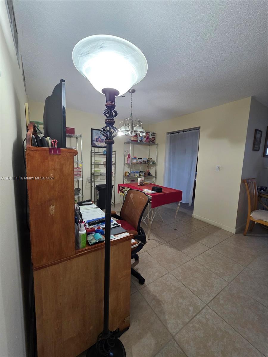 135 NE 202nd Ter #N25, Miami Gardens, Florida image 7