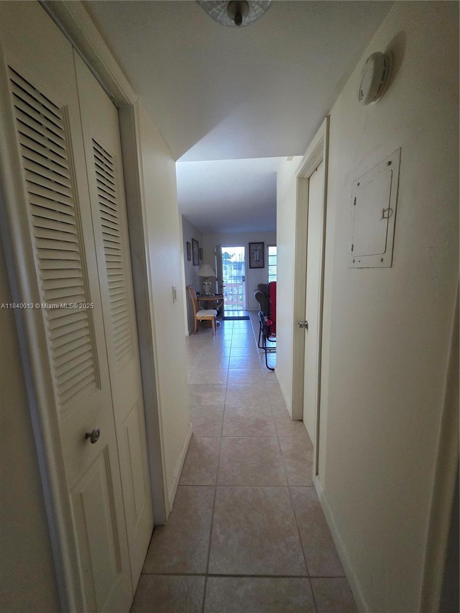 135 NE 202nd Ter #N25, Miami Gardens, Florida image 8