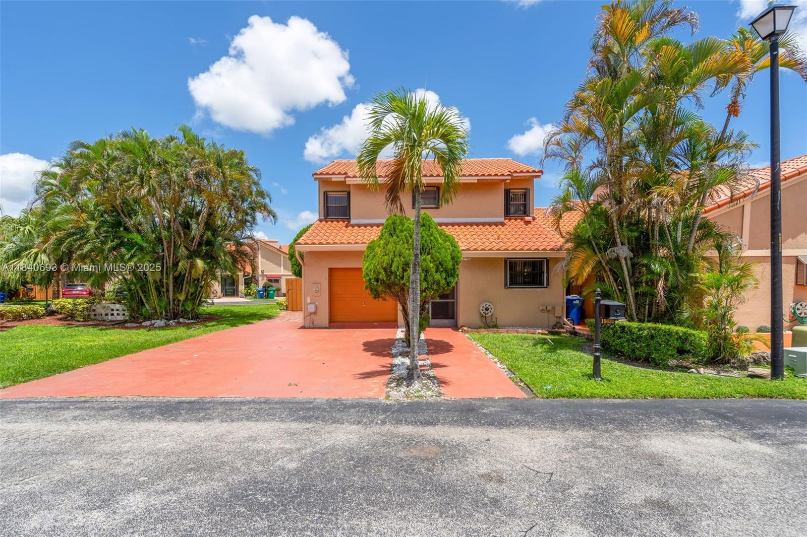 19631 Cypress Ct, Hialeah, Florida image 1