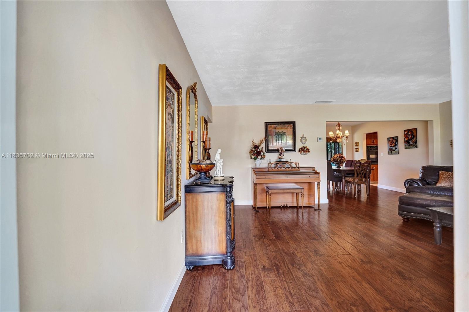 11000 NW 20th St, Pembroke Pines, Florida image 16