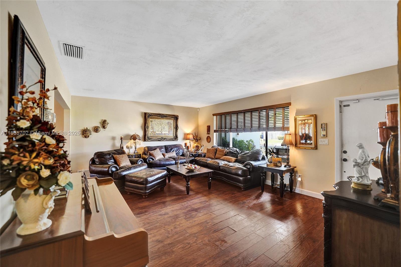 11000 NW 20th St, Pembroke Pines, Florida image 21
