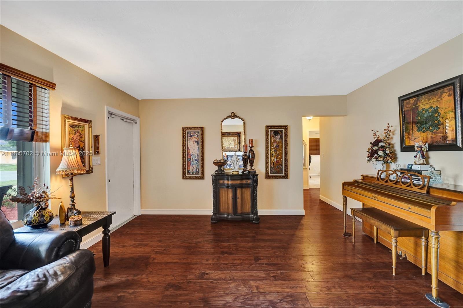 11000 NW 20th St, Pembroke Pines, Florida image 25