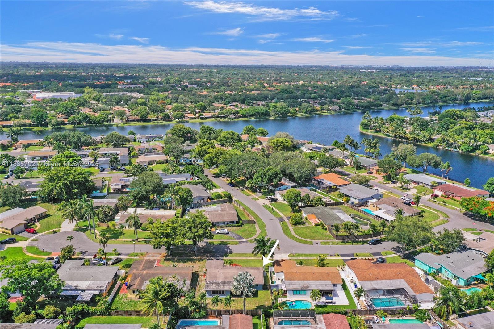 11000 NW 20th St, Pembroke Pines, Florida image 7