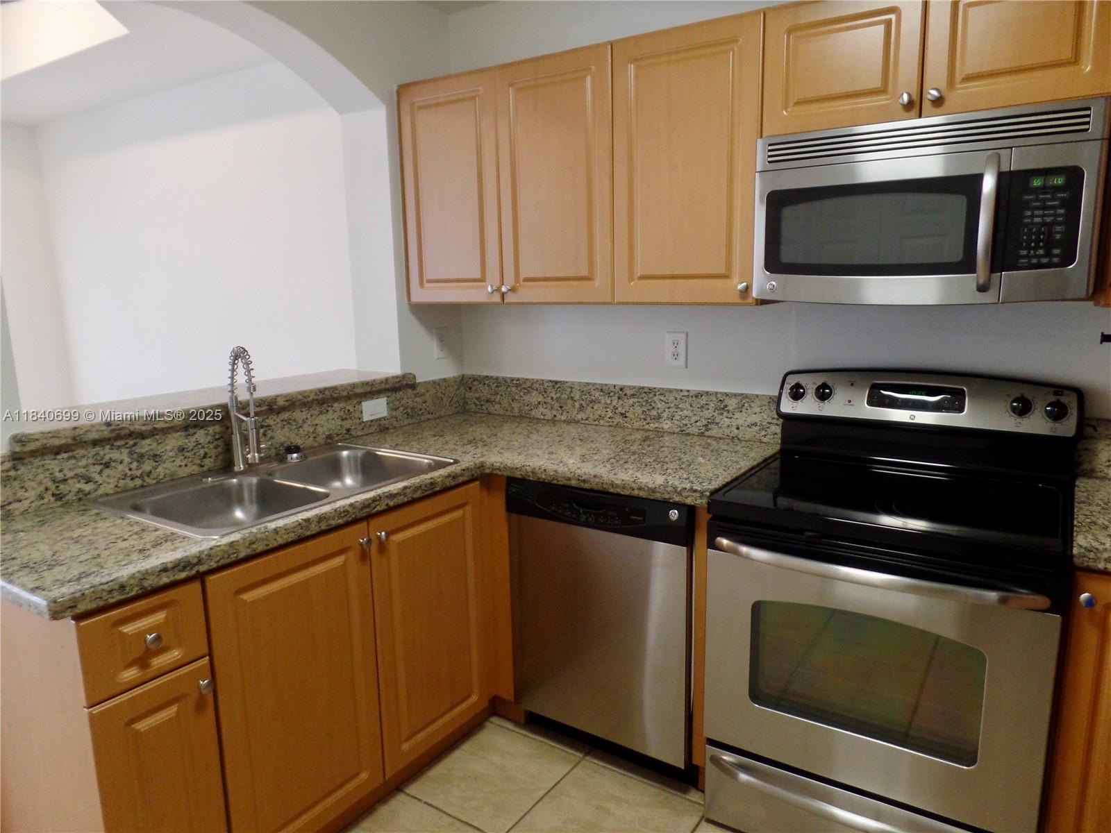 Property photo # 4