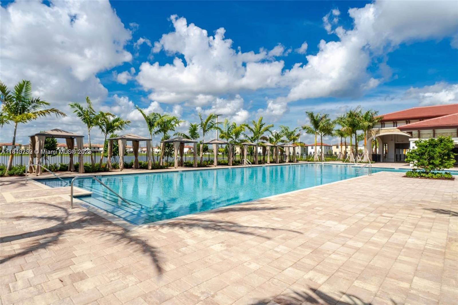 3376 W 105th Ter, Hialeah, Florida image 11