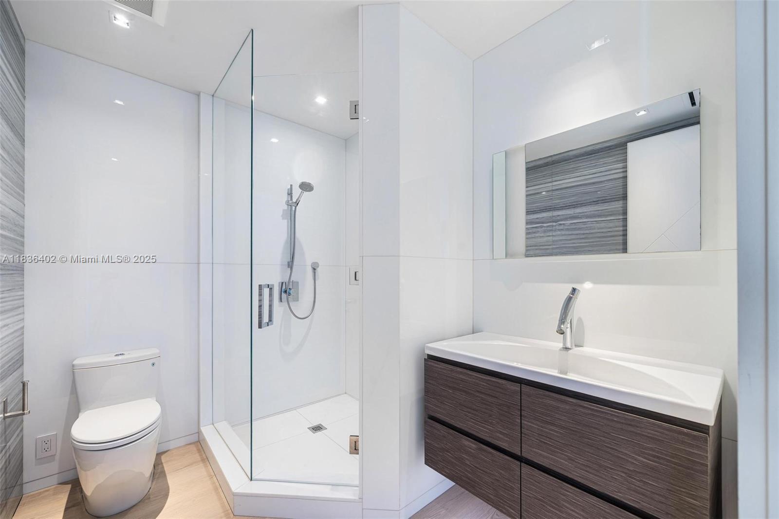5959 Collins Ave #705, Miami Beach, Florida image 18