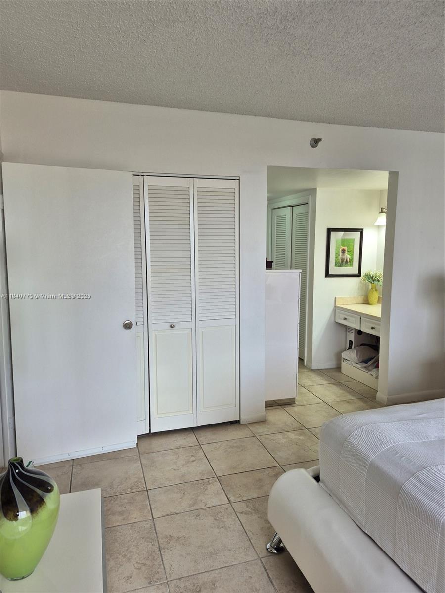 4001 Hillcrest Dr #705, Hollywood, Florida image 18