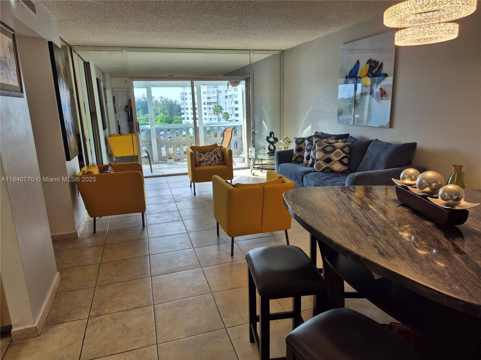 4001 Hillcrest Dr #705, Hollywood, Florida image 2