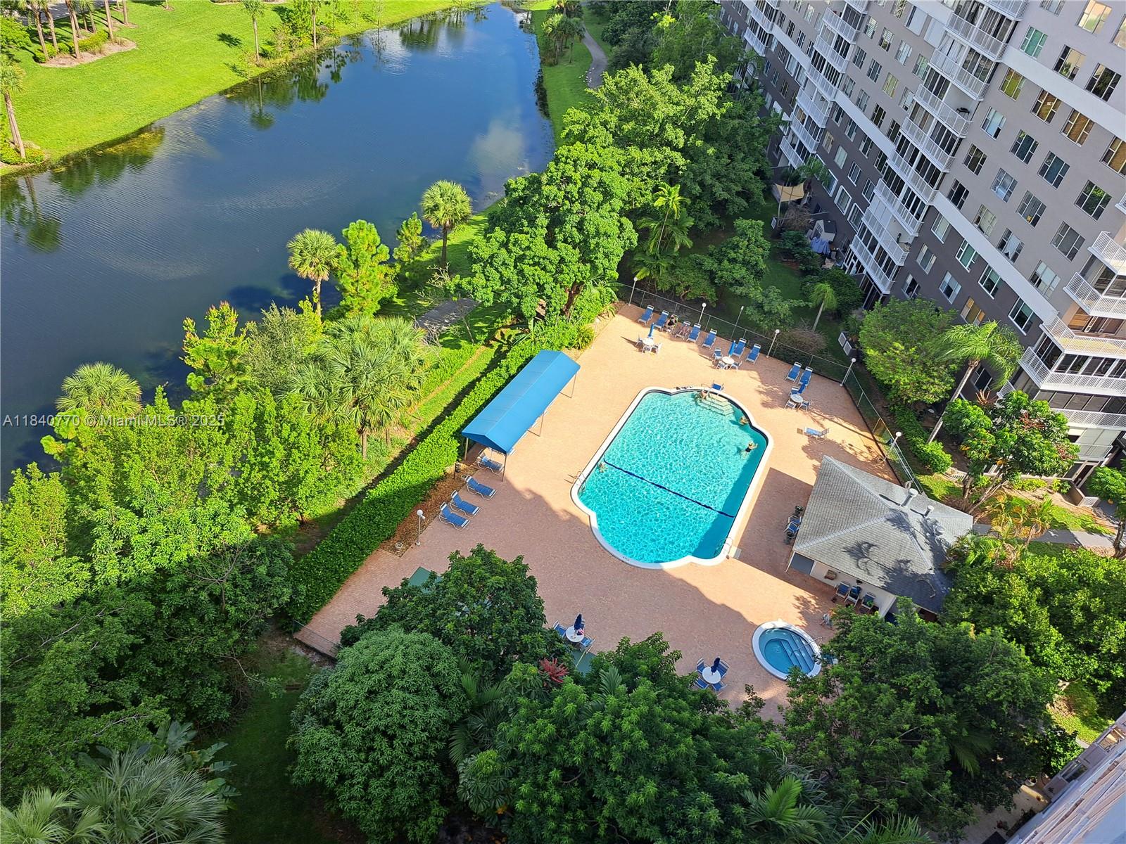 4001 Hillcrest Dr #705, Hollywood, Florida image 21