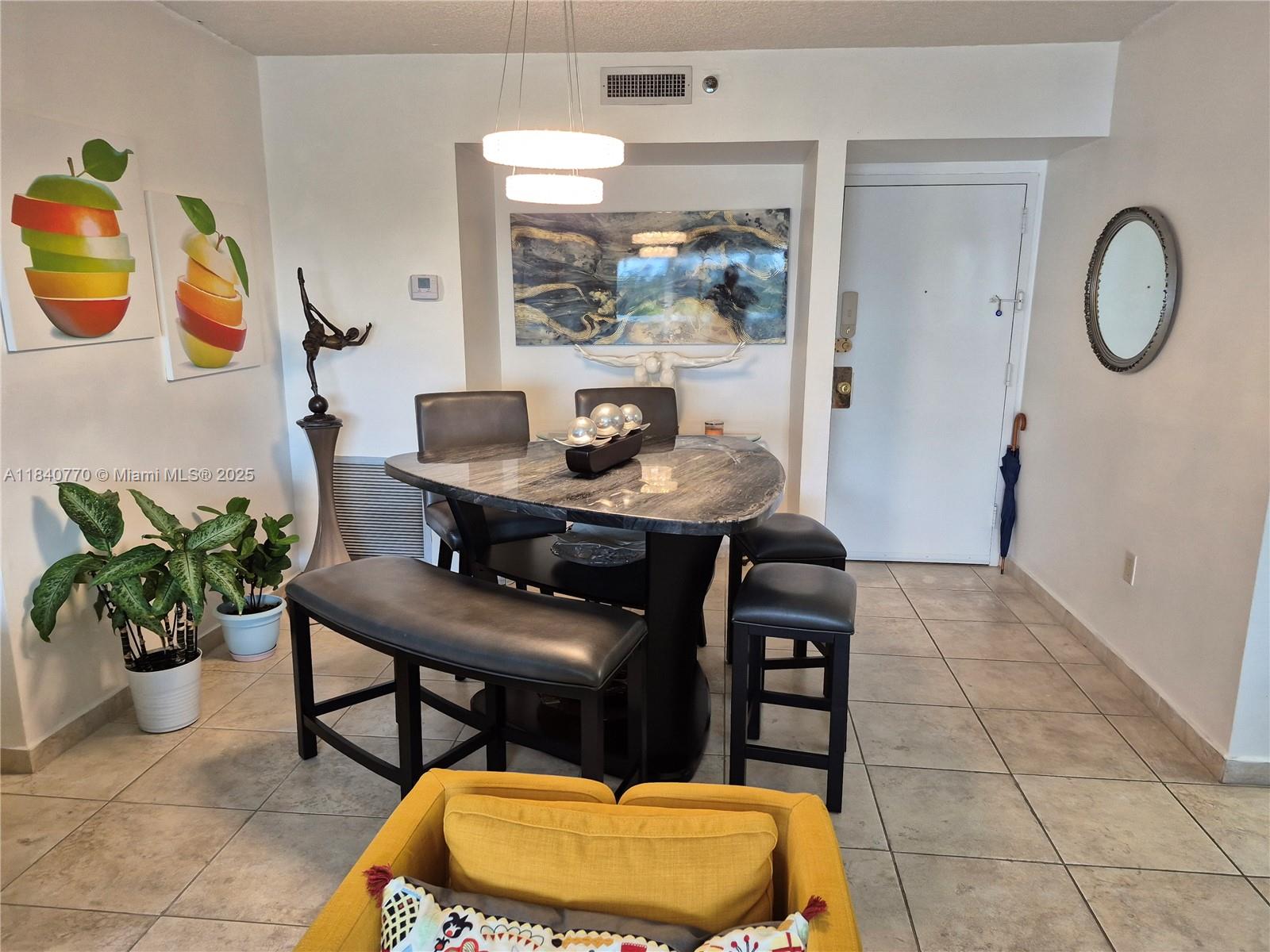 4001 Hillcrest Dr #705, Hollywood, Florida image 4