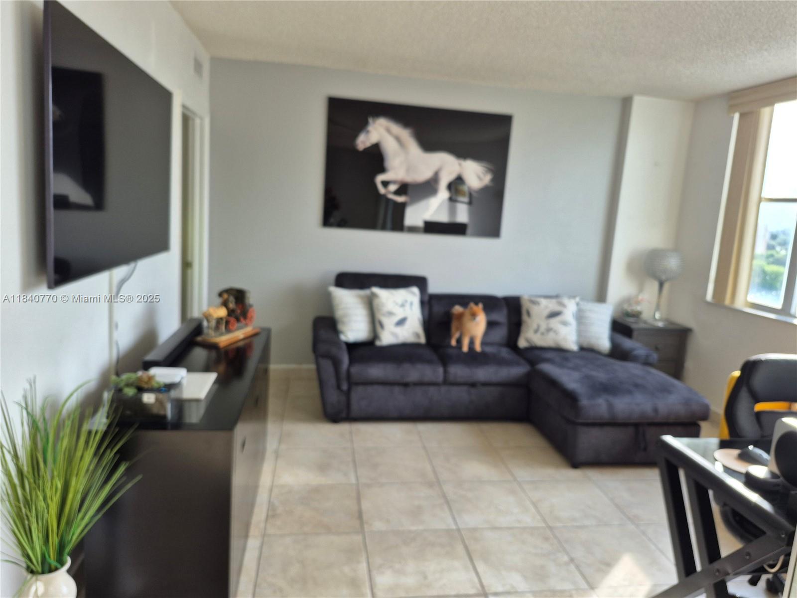 4001 Hillcrest Dr #705, Hollywood, Florida image 8