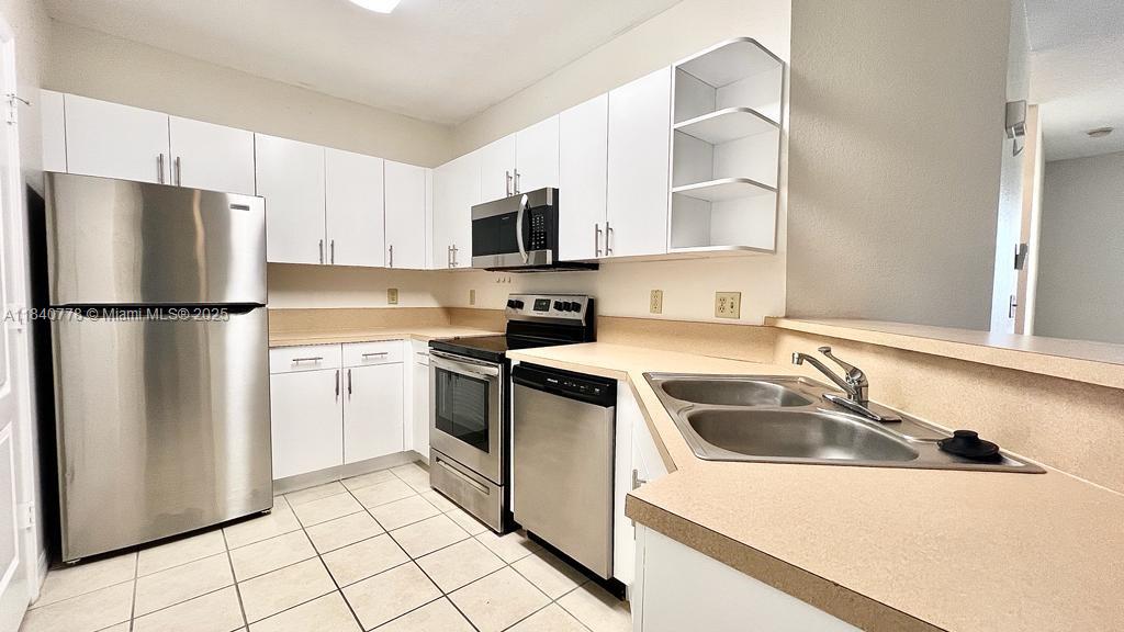 Property photo # 9