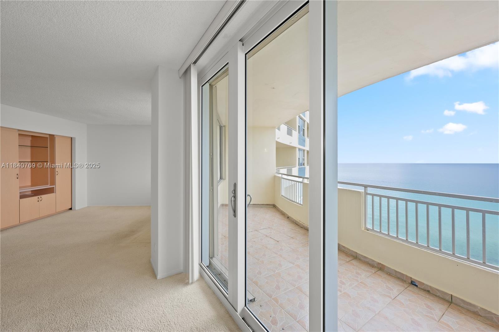 3180 S Ocean Dr #1212, Hallandale Beach, Florida image 3