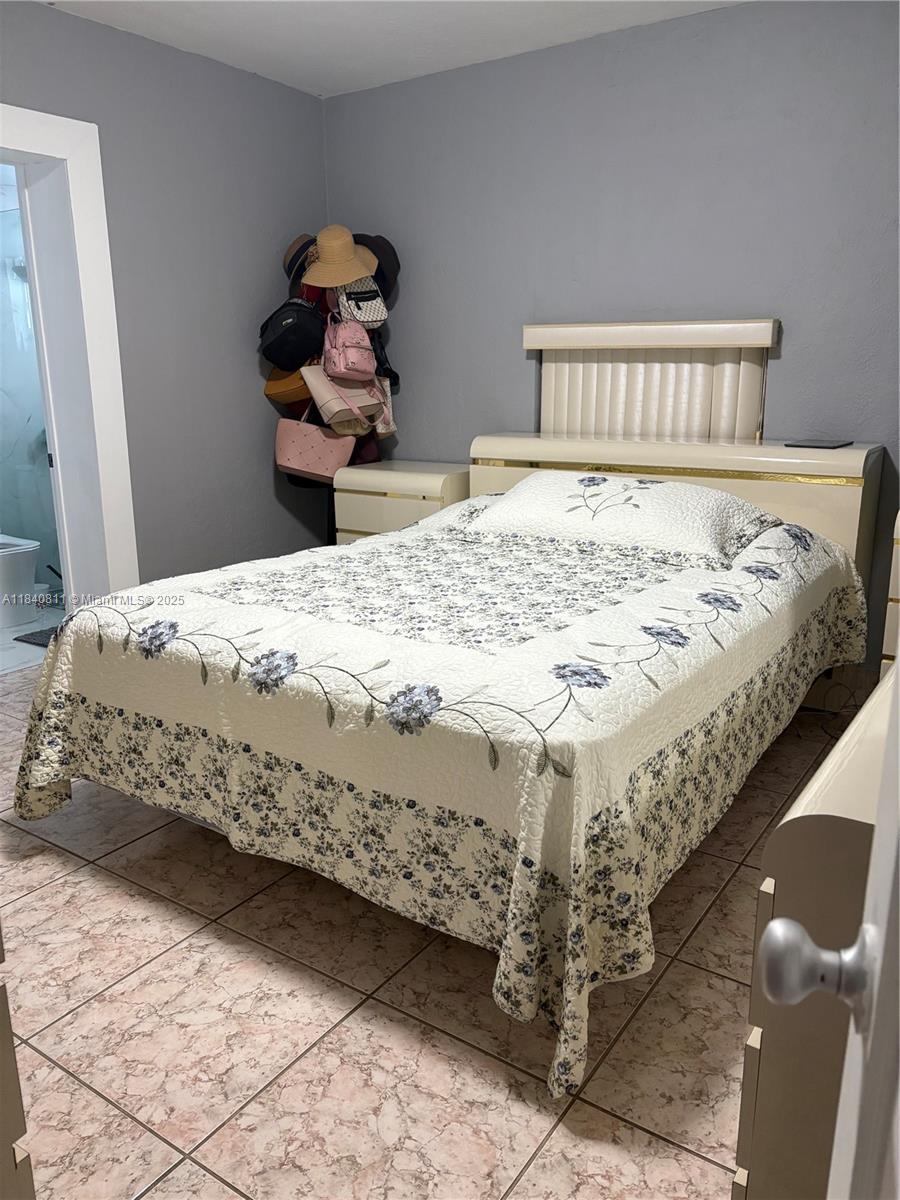 821 E 13th St, Hialeah, Florida image 18