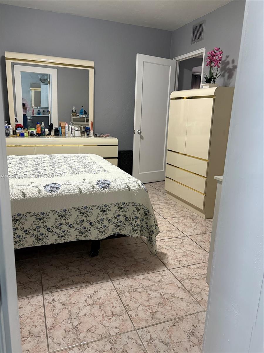 821 E 13th St, Hialeah, Florida image 19