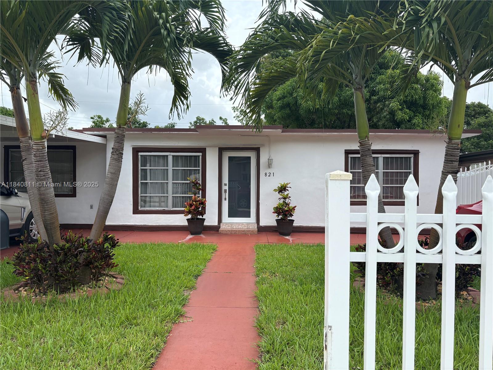 821 E 13th St, Hialeah, Florida image 2