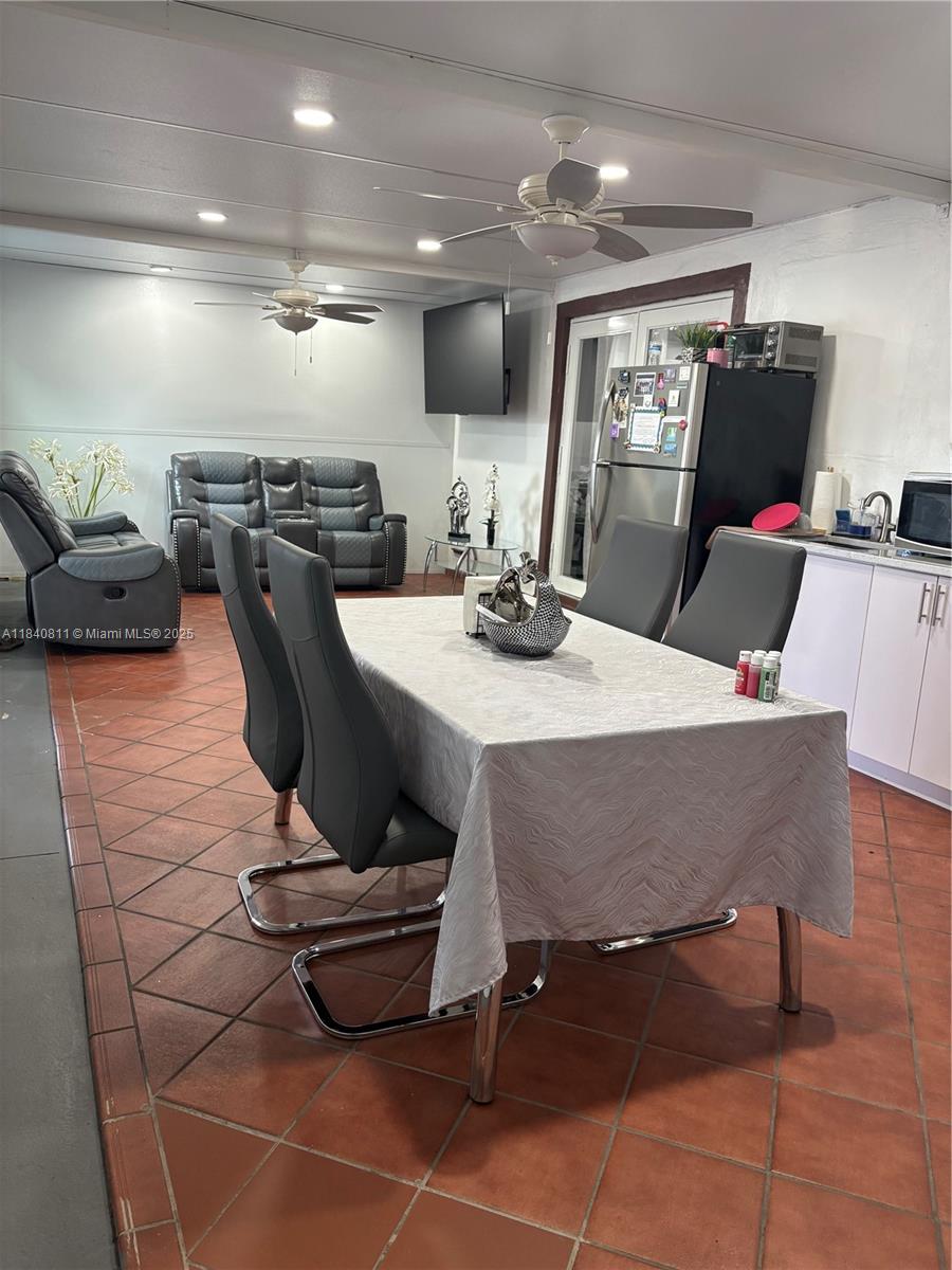 821 E 13th St, Hialeah, Florida image 22