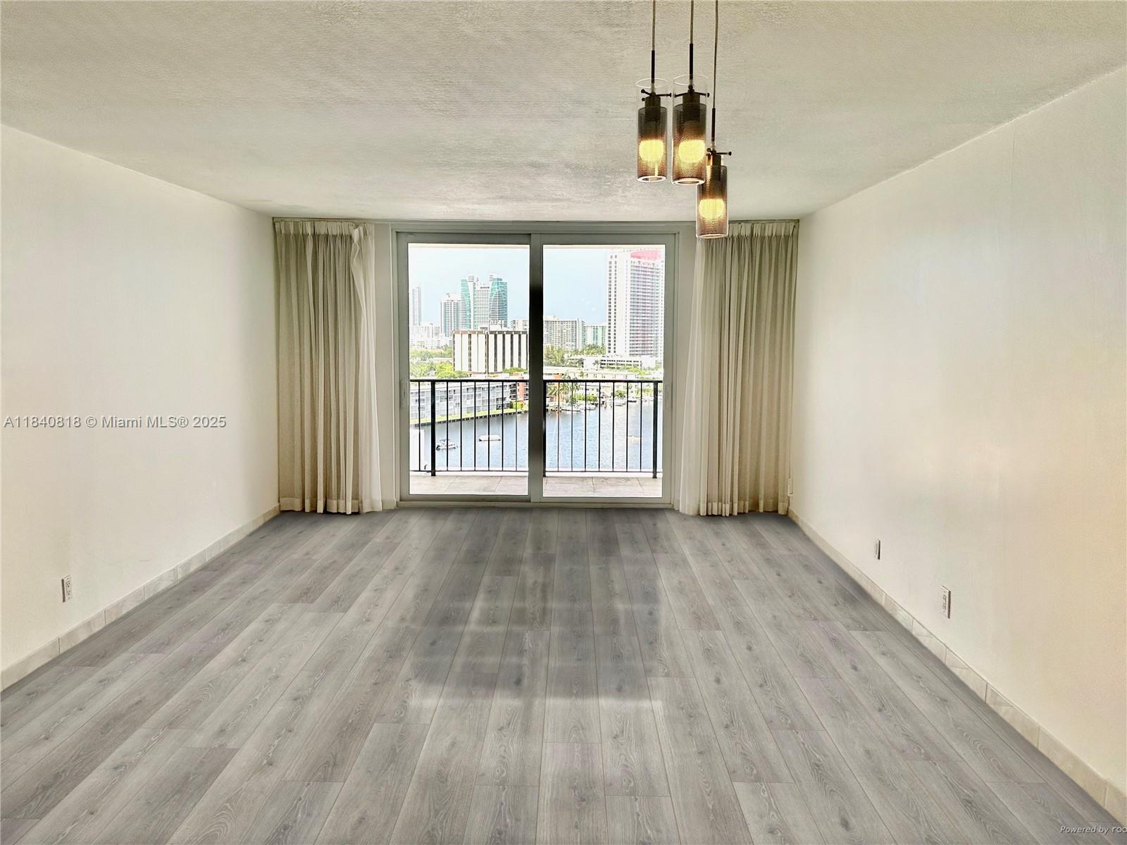 427 Golden Isles Dr #14F, Hallandale Beach, Florida image 1