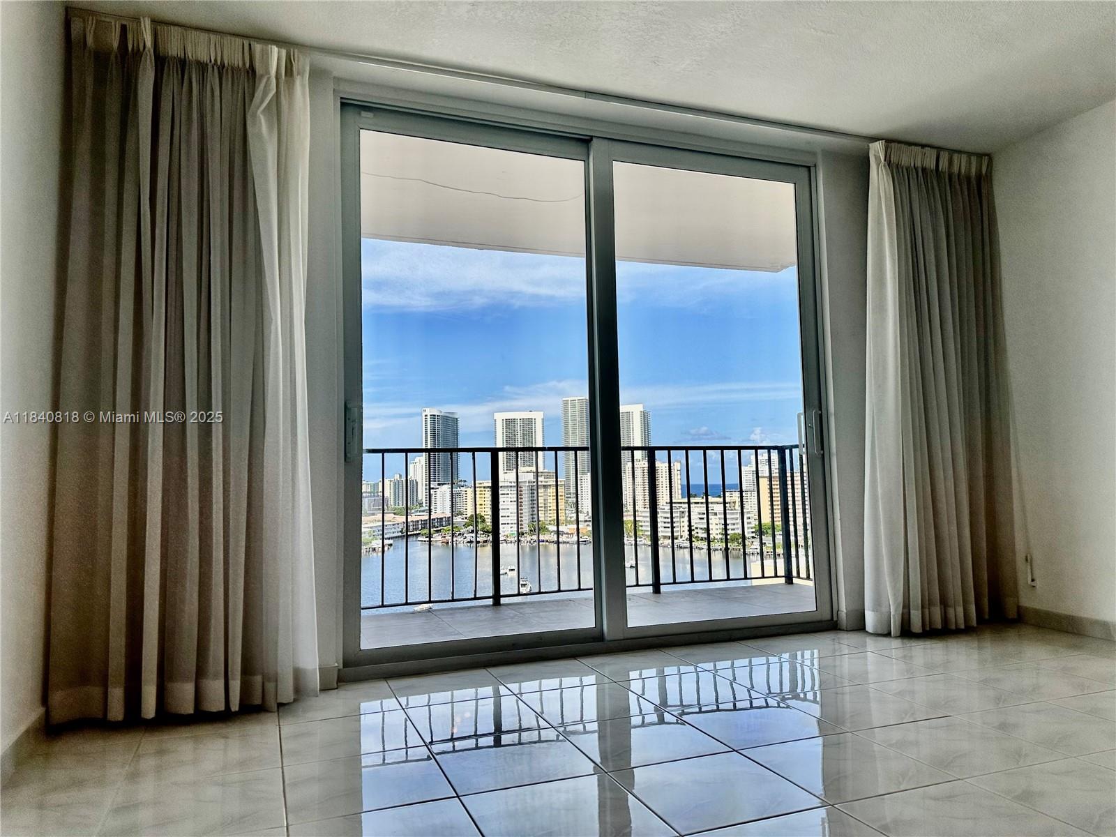 427 Golden Isles Dr #14F, Hallandale Beach, Florida image 7