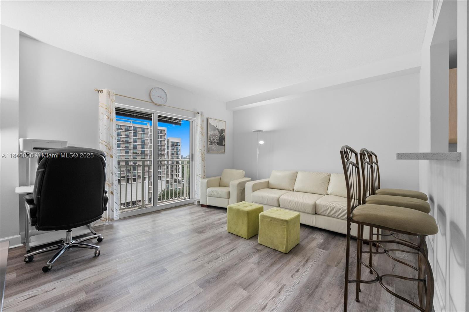 Property photo # 0