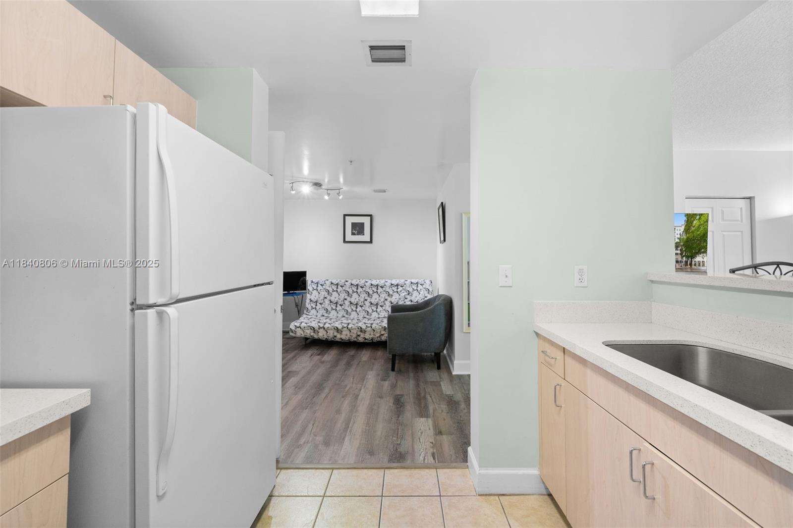 Property photo # 2