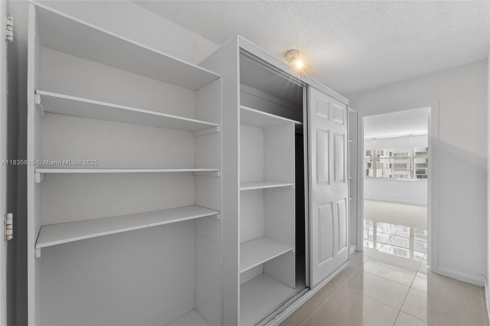18061 Biscayne #1701, Aventura, Florida image 22