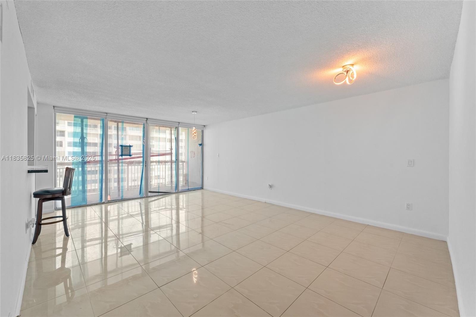18061 Biscayne #1701, Aventura, Florida image 7