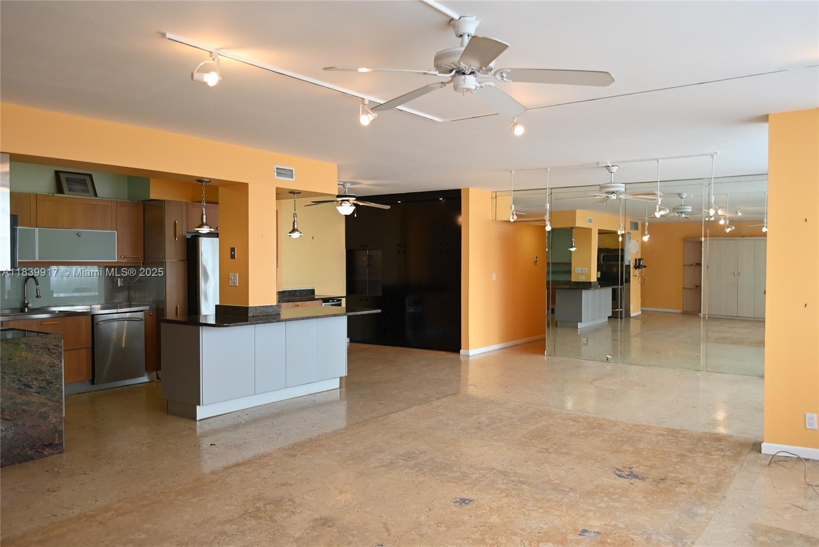 2100 W Sans Souci Blvd #E1, North Miami, Florida image 13