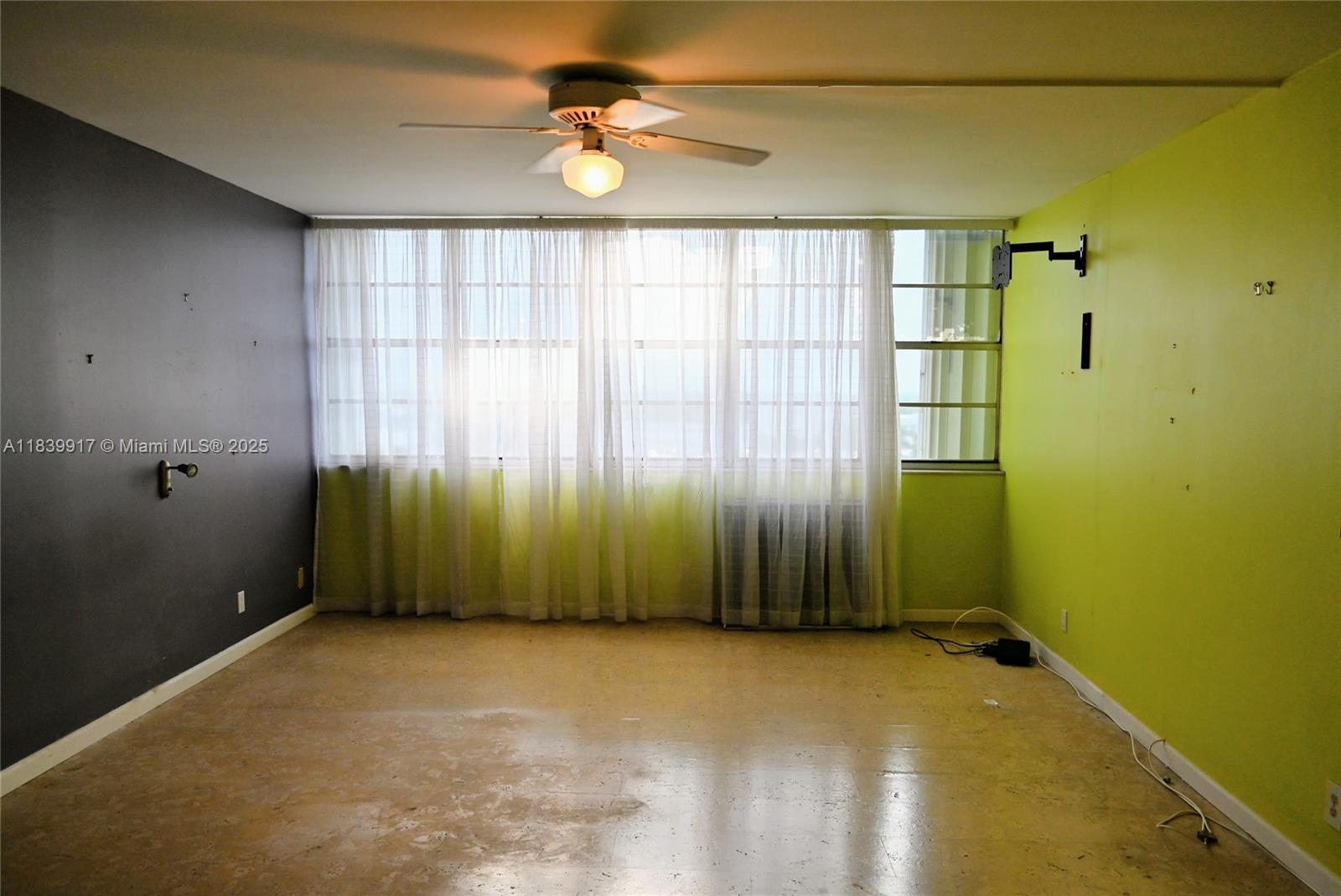 2100 W Sans Souci Blvd #E1, North Miami, Florida image 26