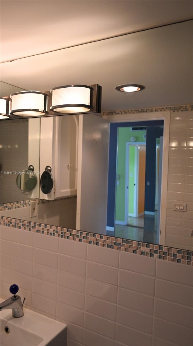 2100 W Sans Souci Blvd #E1, North Miami, Florida image 29