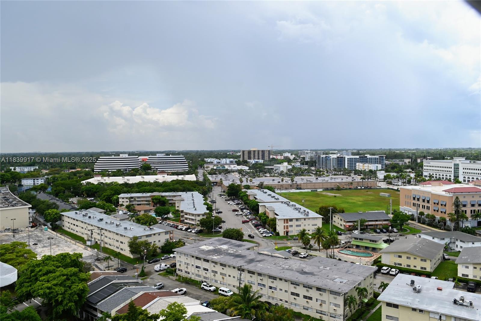 2100 W Sans Souci Blvd #E1, North Miami, Florida image 36
