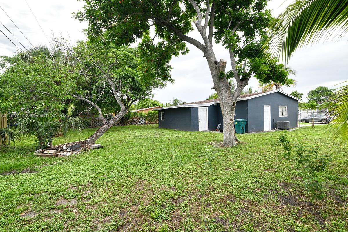 4510 NW 23rd St, Lauderhill, Florida image 20
