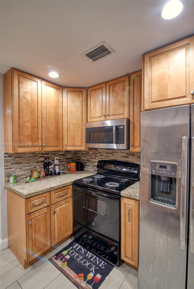 4510 NW 23rd St, Lauderhill, Florida image 23