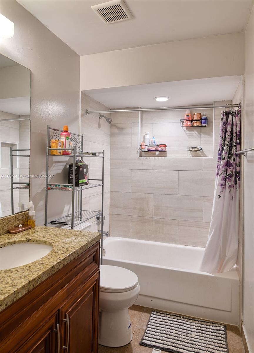 4510 NW 23rd St, Lauderhill, Florida image 25