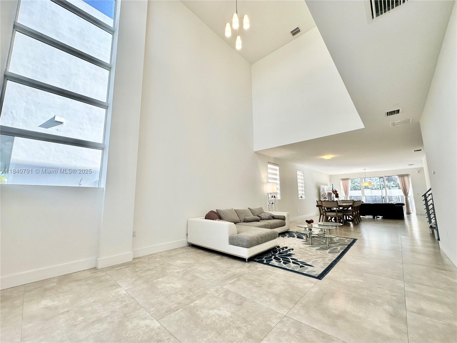 7459 NW 97th Ct, Doral, Florida image 17