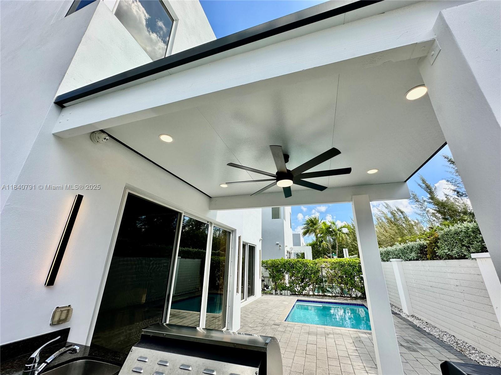 7459 NW 97th Ct, Doral, Florida image 35