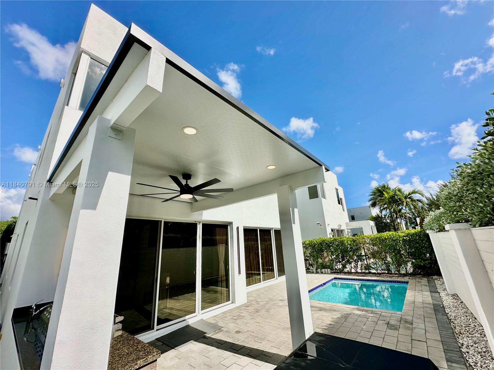 7459 NW 97th Ct, Doral, Florida image 37