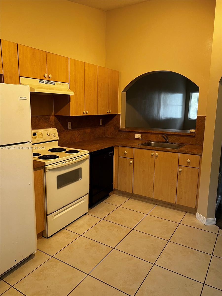 Property photo # 7
