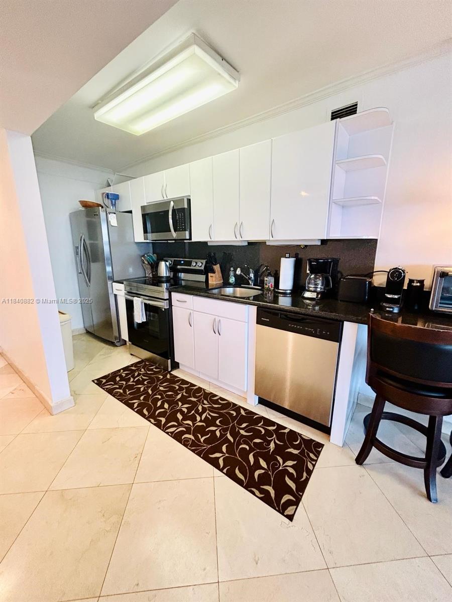 Property photo # 6
