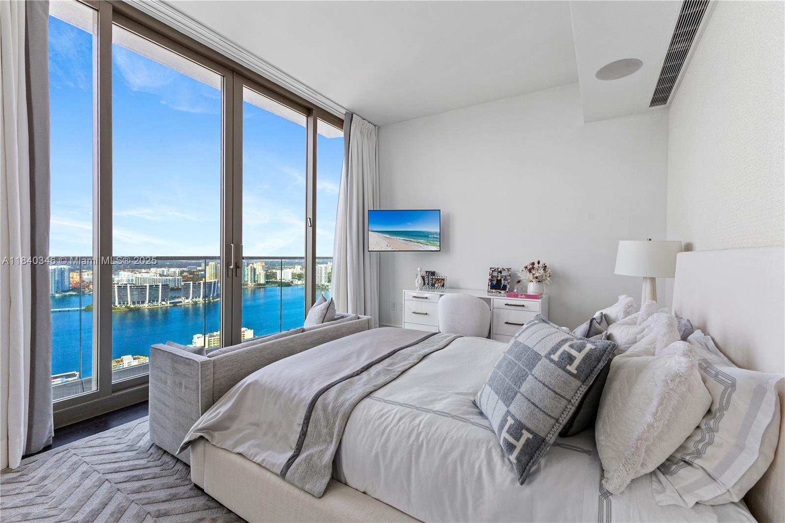 17901 Collins Ave #TS4205, Sunny Isles Beach, Florida image 34